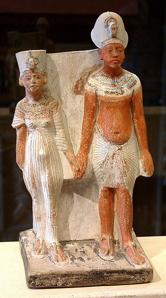 L'histoire d'amour du pharaon Akenathon et de sa femme Nefertiti